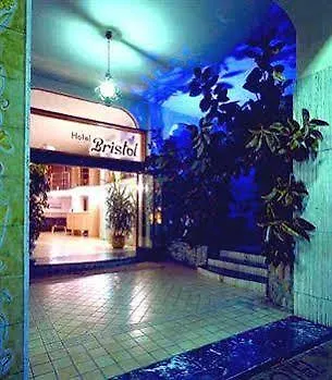 酒店 布里斯托酒店 4*