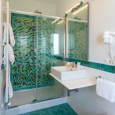 布里斯托酒店 酒店