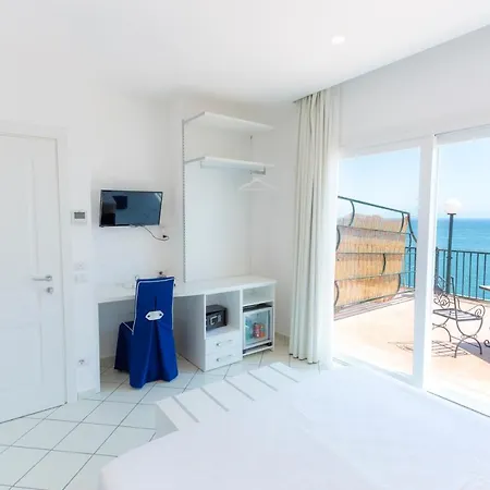 Bristol 4* Vietri sul Mare