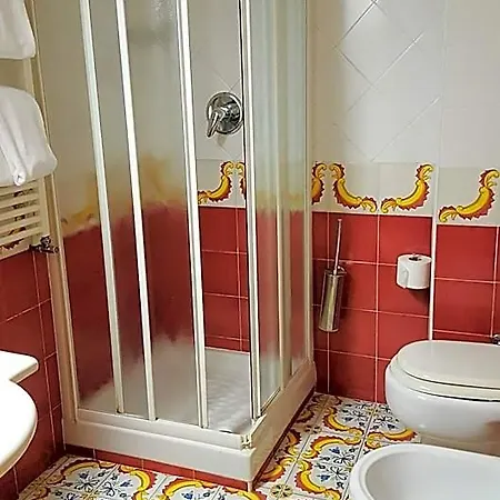 布里斯托酒店 4*