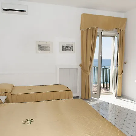 Hotel Bristol 4*
